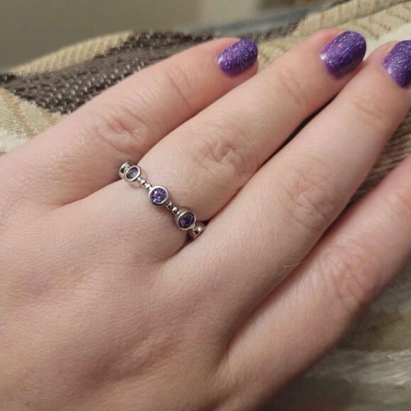 Sterling Silver Noelle Ring Size 6 - Picture 1 of 4